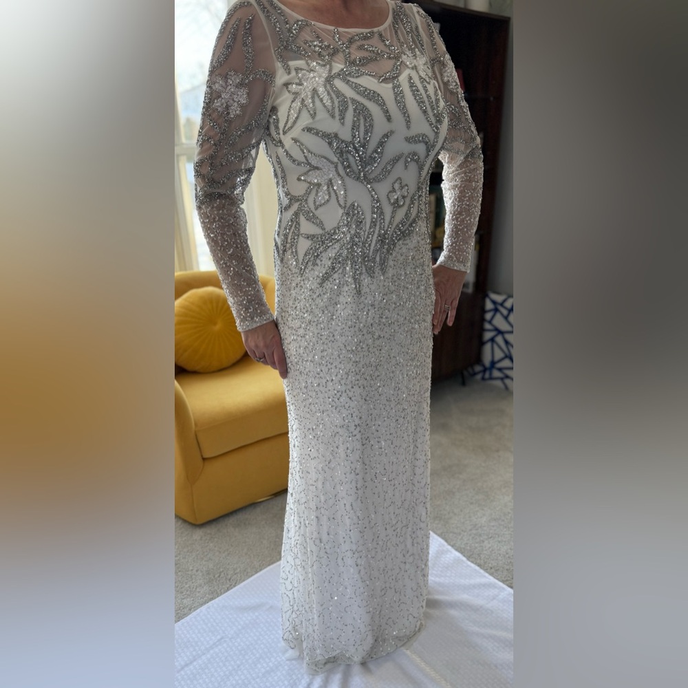 Adrianna Papell Ivory and Silver Long Sleeve Dress